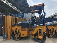 Compacteur vibrant à double tambour Xmr403 de 4 tonnes pour l'Algérie/l'Amérique du Sud avec une largeur de travail de 4500 mm