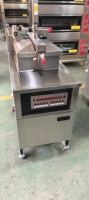 Friteuse à gaz 25L, style facile à nettoyer, friteuse à poulet KFC pour restaurants
