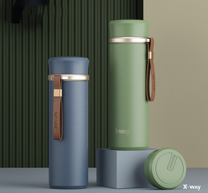 Nouvelle idée de produit : Gourde isotherme de luxe personnalisée de 450 ml à double paroi en acier inoxydable avec filtre pour le sport - Product Image 3