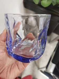 <span class=keywords><strong>Verre</strong></span> à whisky en <span class=keywords><strong>verre</strong></span> irrégulier créatif de haute qualité, <span class=keywords><strong>verre</strong></span> à vodka réutilisable, verres à bière transparents, <span class=keywords><strong>verre</strong></span> à jus, tasse - Product Image 6