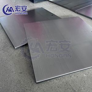 Machine automatique de formage de rouleaux pour panneaux d'étagères et rayonnages de stockage avec boîte de vitesses, pompe PLC et roulement - Product Image 3