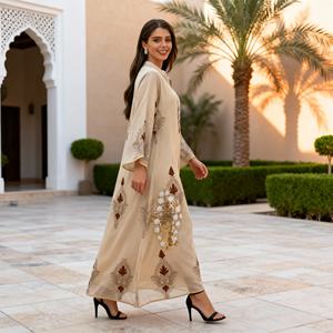 Robe Abaya sur mesure en tissu de haute qualité, élégante et raffinée, pour femmes musulmanes, occasions spéciales - Product Image 4