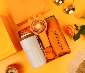 Coffret Cadeau en Verre Trois-en-Un pour Demoiselle d'Honneur : Bouteille Isotherme, Parapluie, Serviette – Personnalisable avec Logo – Idéal pour Femmes d'Affaires et Fête des Mères - Product Image 3