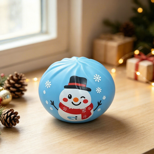 Jouets sensoriels anti-stress personnalisés en forme de bonhomme de neige ou de Père Noël, idéaux pour les fêtes de Noël, fournisseur d'usine - Product Image 2