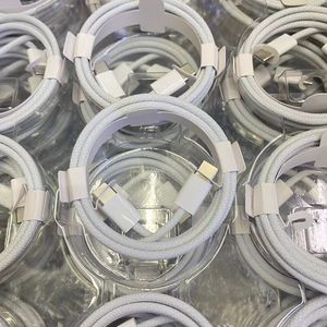 Kabel Tipe-C untuk iPhone 15 16 Pro MAX Kabel Pengisi Daya USB C ke C 60W dengan Kemasan Kabel Nilon Terjalin PD Pengisian Cepat untuk Samsung - Product Image 5