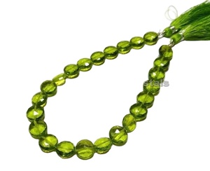Proveedor de Cuentas de Cuarzo Peridoto Verde Facetadas en Forma de Moneda Briolette con Temática Religiosa Budista Tallada para Souvenirs - Product Image 1