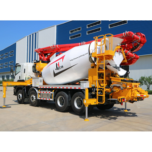 Betonmischer-Pumpenwagen 30M Integrierte Misch- und Pumpfunktion | Ländlicher Wohnungsbaustil - Product Image 2