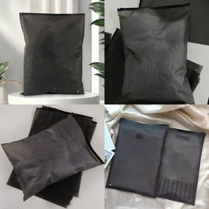 Fengxing High Quality Custom Biodegradable Black Matte Frosted Zip Seal Ziplock Plastic <strong>Packaging</strong> <strong>Bags</strong> for Clothing - Product Image 4