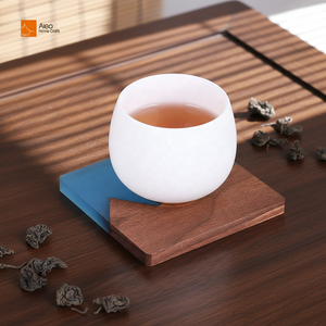 Bandeja Cuadrada Moderna de Madera y Poliresina Personalizada al por Mayor con Plato de Resina Azul, Posavasos Ecológico y Duradero para Té y Café, Regalo - Product Image 1