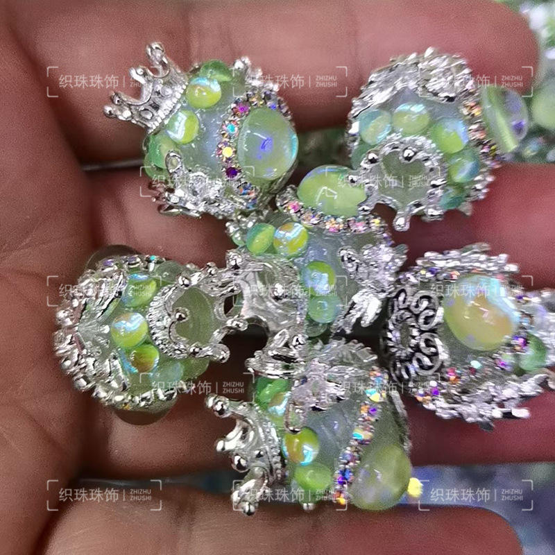 สีเขียว