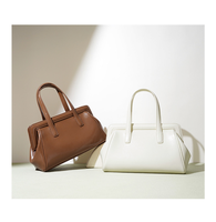 Sac à main en cuir véritable pour femme, style vintage, avec fermoir Kiss Lock, personnalisable, vente en gros