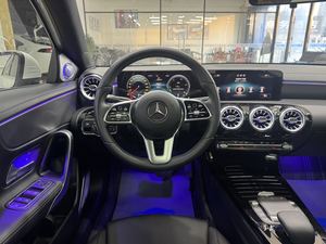 JX Auto Auto Usate in Offerta Speciale 2022 <span class=keywords><strong>Mercedes</strong></span>-Benz <span class=keywords><strong>Classe</strong></span> <span class=keywords><strong>A</strong></span> Berlina Guida <span class=keywords><strong>a</strong></span> Sinistra Interni Scuri Sedili in Pelle Pneumatici R17 Turbo Automatico - Product Image 4