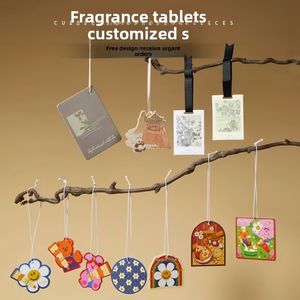 새로운 오래 지속되는 모든 큰 브랜드 향기 디자이너 인쇄 종이 액체 자동차 로고 선물 향기로운 맞춤형 공기 청정기 - Product Image 1