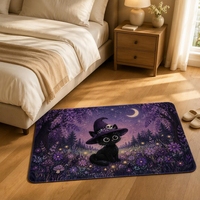 Tapis moderne en velours synthétique, motif chat sorcière d'Halloween en forêt sous la lune avec champignons et fleurs violettes, fabriqué à la machine