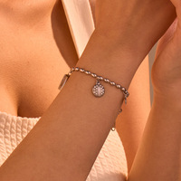 Bracelets de la Série Océan pour Femmes : Breloques Coquillage, Tortue, Étoile de Mer, Arc-en-ciel, Plage, Chaîne en Acier Inoxydable, Bijoux Charme