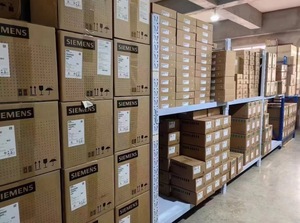 Controlador PLC Zen-10c1ar-a-v2 Zen-10c1dr-d-v2 Zen-10c4ar-a-v2 100% Nuevo y Original, Extremadamente Compacto, de Grado Industrial y Alta Fiabilidad - Product Image 2