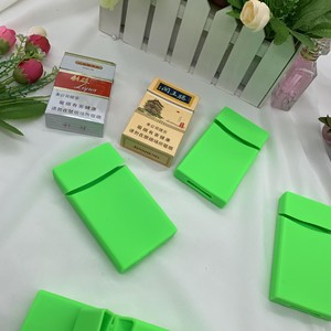 Caja de Almacenamiento de Cigarrillos Rectangular Portátil de Silicona, Superficie Pulida, Grabado Láser, Logotipo Personalizable, Diseño Clásico, Cierre con Bloqueo - Product Image 4