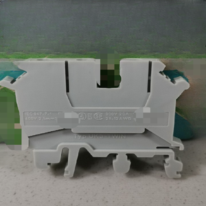 Nieuwe Originele Ready 3002225 UK <span class=keywords><strong>3</strong></span>-TWIN 50 stuks NIEUWE ORIGINELE VERPAKKING Magazijn Industriële Automatisering PLC Programmering Controller - Product Image 1