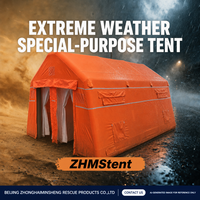 Tente de douche gonflable orange personnalisable, imperméable, à installation rapide pour les secours d'urgence et les stations de terrain