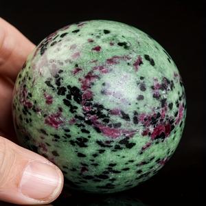 Vente en gros de pierres précieuses de haute qualité de style bohème, sphère de rubis en zoïsite, pierre naturelle pour la décoration intérieure unique et les cadeaux de vacances - Product Image 6