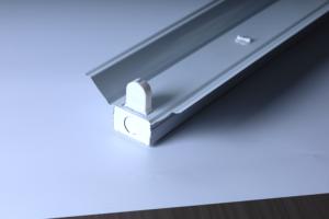 <span class=keywords><strong>Reflector</strong></span> T8 único de baja potencia robusto, luz Base PP para distribuidor Africano, luminaria al por mayor - Product Image 3