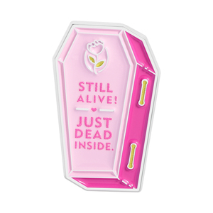 เข็มกลัดเคลือบสีชมพูสไตล์โกธิคสุดน่ารัก รูปโลงศพ  ของขวัญเครื่องประดับสำหรับเพื่อน - Product Image 1