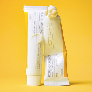 Crème hydratante et éclaircissante pour le visage OEM PORE+DARK SPOT à l'acide tranexamique + niacinamide pour tous types <span class=keywords><strong>de</strong></span> peaux - Product Image 2