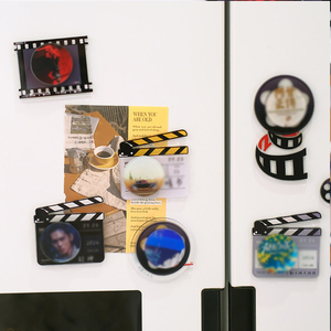 Aimant de réfrigérateur rotatif en acrylique durable, imprimé UV, design <span class=keywords><strong>claquette</strong></span> de cinéma personnalisée avec photo, pour fans de célébrités - Product Image 4