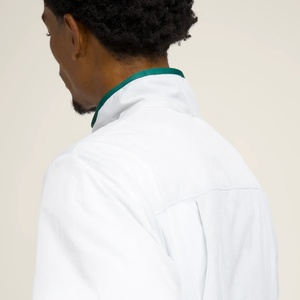 ชุดกีฬาไนลอนสำหรับผู้ชายแบบกำหนดเอง ขายส่ง ชุดเทนนิสและพิคเคิลบอล พร้อมเสื้อแจ็คเก็ตแขนยาว กางเกงขาสั้น 2 ชิ้น สำหรับผู้ชาย - Product Image 6