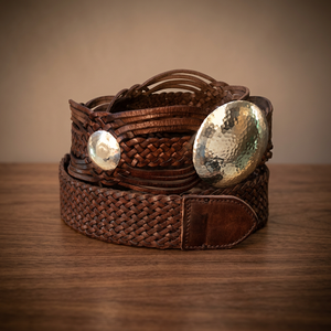 Ceintures tressées en cuir véritable avec conchos argentés, style classique, unisexe, marron, noir, design tissé - Product Image 3