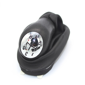 Couvercle de levier de vitesse en cuir pour Renault Megane, conception ergonomique - Product Image 4