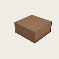 Boîte-cadeau rigide en carton biodégradable recyclable à bas prix stratification mate pliante chaussettes en papier kraft magnétique haute résistance fourrure
