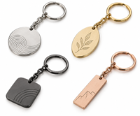 Porte-clés en métal personnalisé sur mesure avec breloque coquillage et plume, logo personnalisé, vente en gros directe usine, fabricant de cadeaux