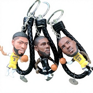 Portachiavi in PVC a Forma di Bambola, Ciondolo Souvenir di Giocatori di Basket Famosi: James, Curry, Durant, Kobe, Harden, Irving - Product Image 1