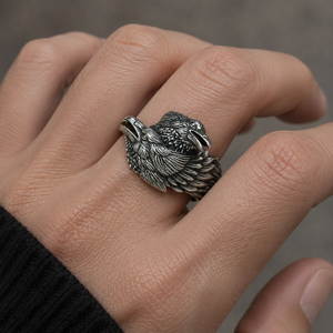 Bague nordique en forme de corbeau, design rétro, bijoux unisexes pour un usage quotidien - Product Image 2