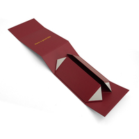 Maßgefertigte Faltbare Magnetische Gebäck-Geschenkbox, Burgunderrote Starre Zusammenklappbare Papierbox mit Goldfolienaufdruck für Kuchen, Desserts und Bäckereiprodukte