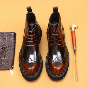 Bottes à tige haute pour homme, à semelle épaisse, en cuir verni brillant, style britannique, en cuir de vache véritable - Product Image 4