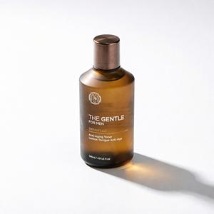 โทนเนอร์ต่อต้านริ้วรอยอ่อนโยนสำหรับผู้ชาย145มล. ทุกสภาพผิวสูตร K-Beauty - Product Image 1