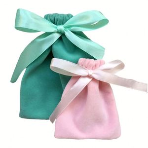 Petite pochette à bijoux en velours avec nœud en ruban blanc et rose, adorable sac cadeau de mariage recyclable pour cosmétiques avec cordon de serrage - Product Image 6