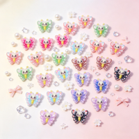 Breloques pour ongles en résine 3D en forme de papillon de dessin animé, ornements pour ongles en forme de papillon colorés et scintillants, mini décorations pour ongles Kawaii pour manucure DIY
