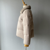 Veste bomber épaisse en duvet de canard avec garniture en fourrure courte d'hiver Jxwatcher pour femmes, coupe ample décontractée, manches en tricot respirantes, coupe-vent, blanc