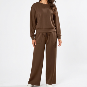 Ensemble sweat-shirt et pantalon de survêtement pour femme, tissu doux et chaud, coupe décontractée, vêtements de détente décontractés, tenue en deux pièces - Product Image 1