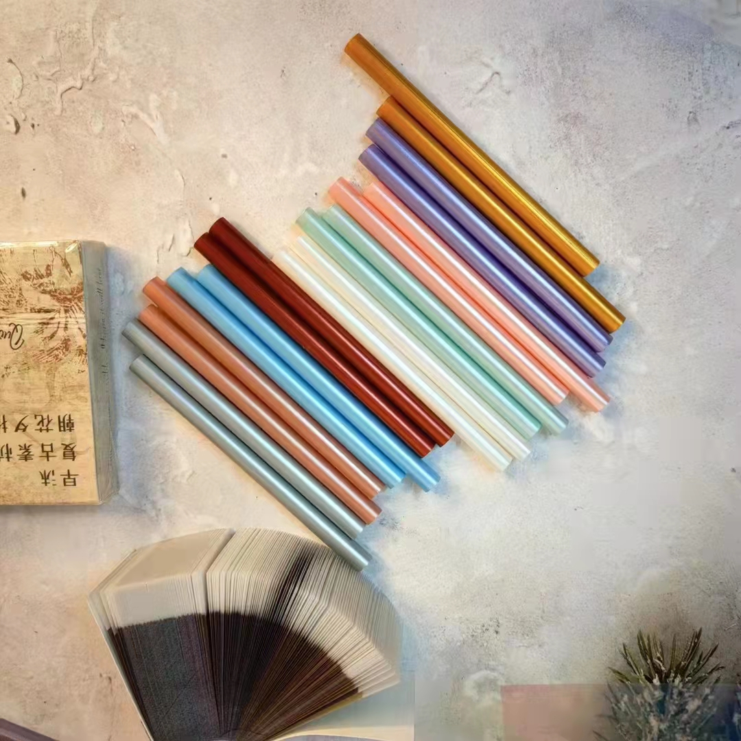 Colourful metal glue sticks factory price use in DIY and stationary