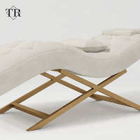 Ensemble de lit de massage thaïlandais Turri Modern Metal, design incurvé, ergonomique, réglable, construction en acier inoxydable pour salon de beauté