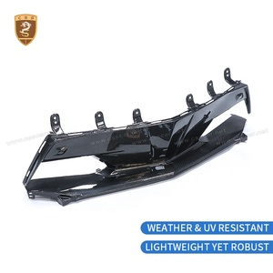 Kit carrosserie en fibre de carbone sèche pour <span class=keywords><strong>Chevrolet</strong></span> <span class=keywords><strong>Corvette</strong></span> <span class=keywords><strong>C8</strong></span> <span class=keywords><strong>2023</strong></span> : Lame avant, aileron latéral, diffuseur arrière et prises d'air de pare-chocs - Product Image 5