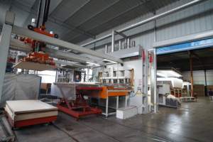 لوح <span class=keywords><strong>MDF</strong></span> 15 مم 244 سم × 122 سم ميلامين أبيض E1 للأثاث - Product Image 6