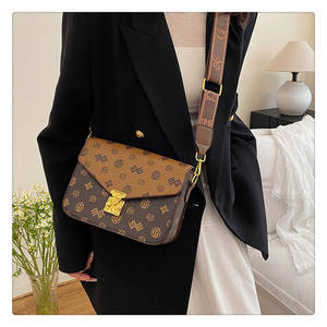 กระเป๋าถือผู้หญิงหนัง PU หรูหราใหม่ปี 2026 คุณภาพสูง ใช้ได้ทุกวัน สะพายไหล่หรือสะพายข้างได้ ดีไซน์ทันสมัยสำหรับสุภาพสตรี พร้อมซิป - Product Image 6