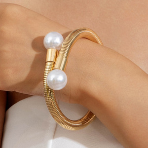 Conjunto de Joyería Vintage de Compromiso, Estilo <span class=keywords><strong>Barroco</strong></span>, Aleación con Imitación de Perlas, Collar y Pulsera con Diseño de Flor Chapado en Oro de 18K para Mujer - Product Image 5