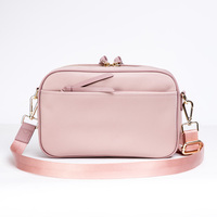 Attrayant Durable Vivid Style petite maman rose voyage Nappy embrayage ensemble transporteur bébé luxe personnalisé sac à couches pour maman