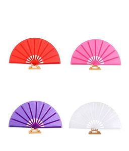 Abanico de Mano Plegable Personalizado de Plástico Sólido de 13 Pulgadas, Color Liso, para Fiestas, Graduaciones y Eventos - Product Image 5